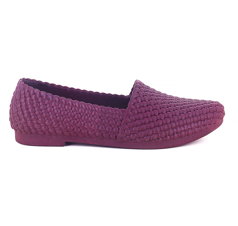 Right side view Beautiful Purple Belle For Women with white background and have a shadow below. 