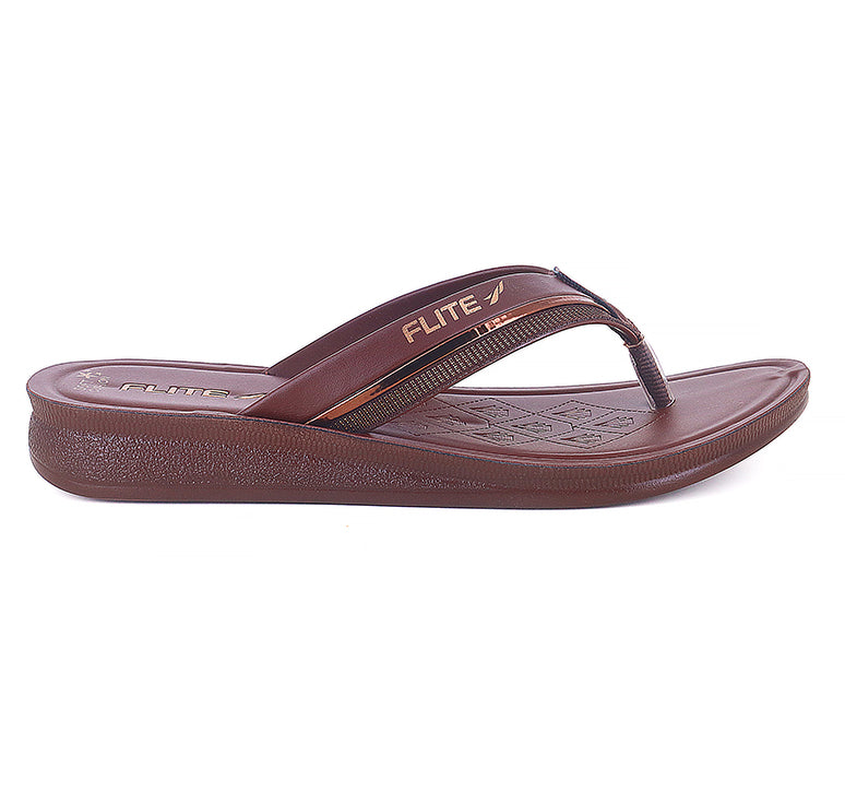 Right side view Flip flops image side view with white background with shadow