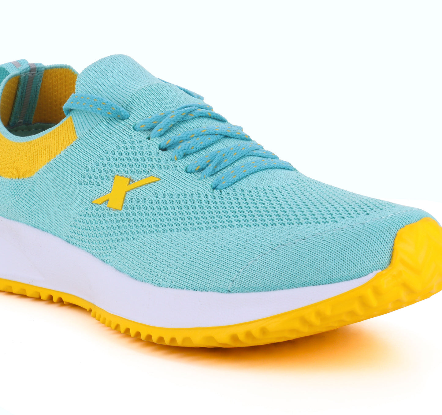 SPARX Athleisure Shoes for Women SL 167