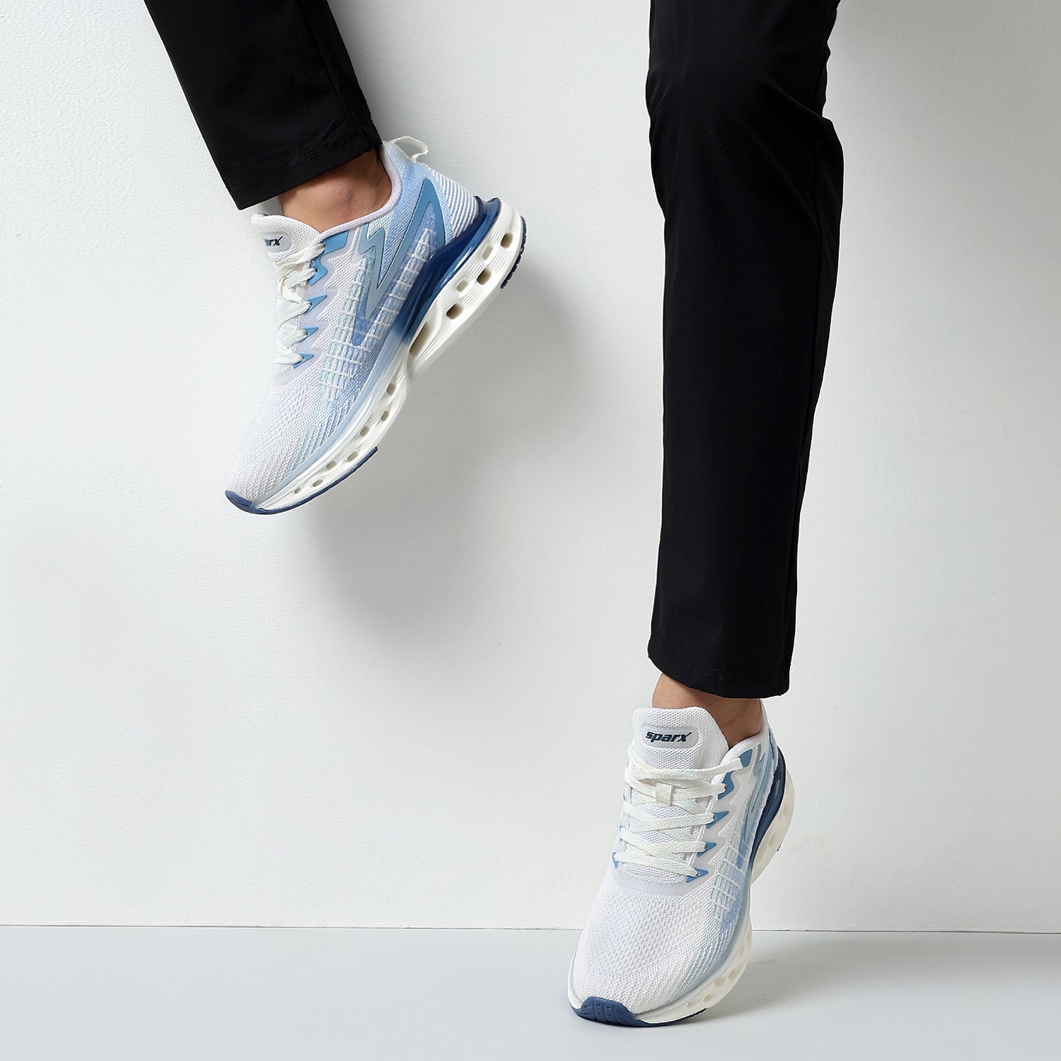 Athleisure Shoes for Men SM 4001