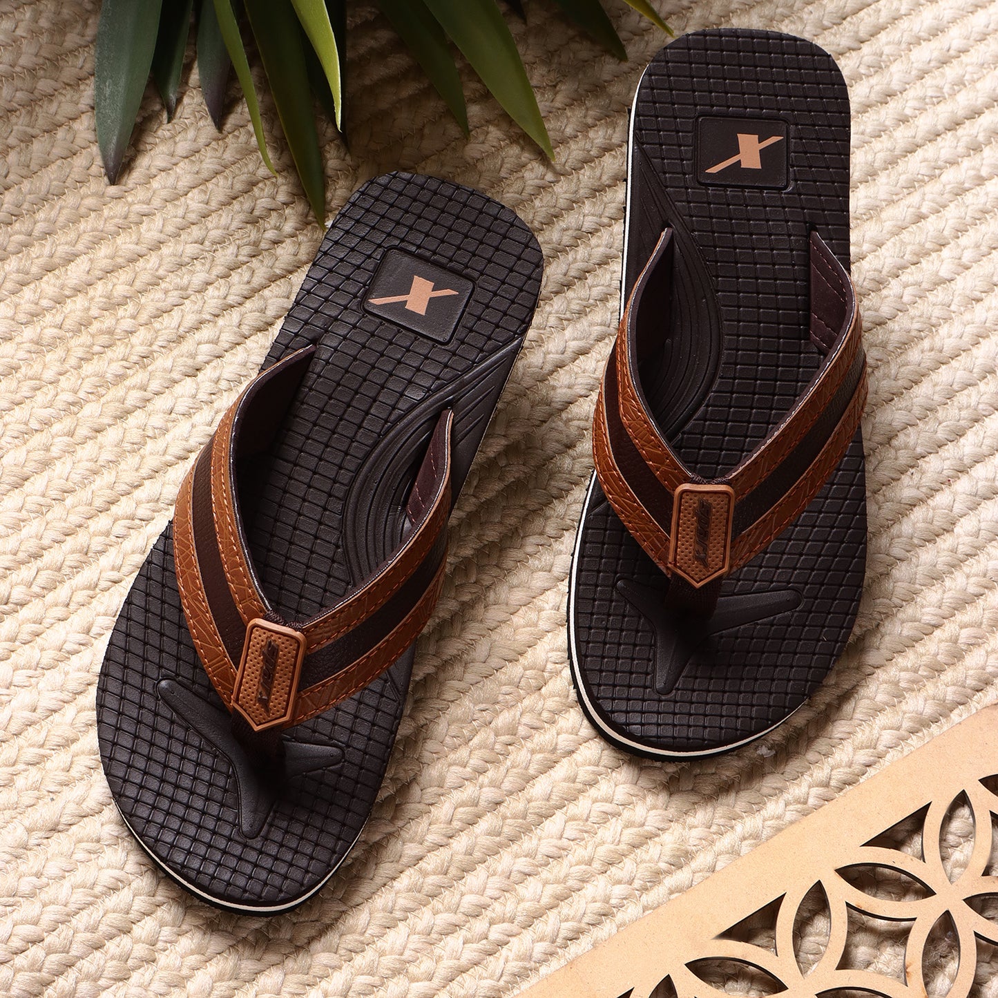 Sparx Flippers for Men SFG 9004